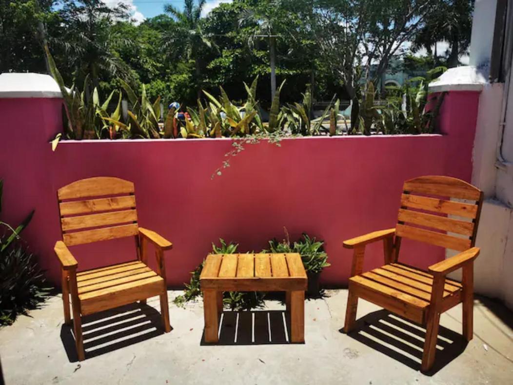 Hostal Rosa Mexicano Мерида Екстериор снимка