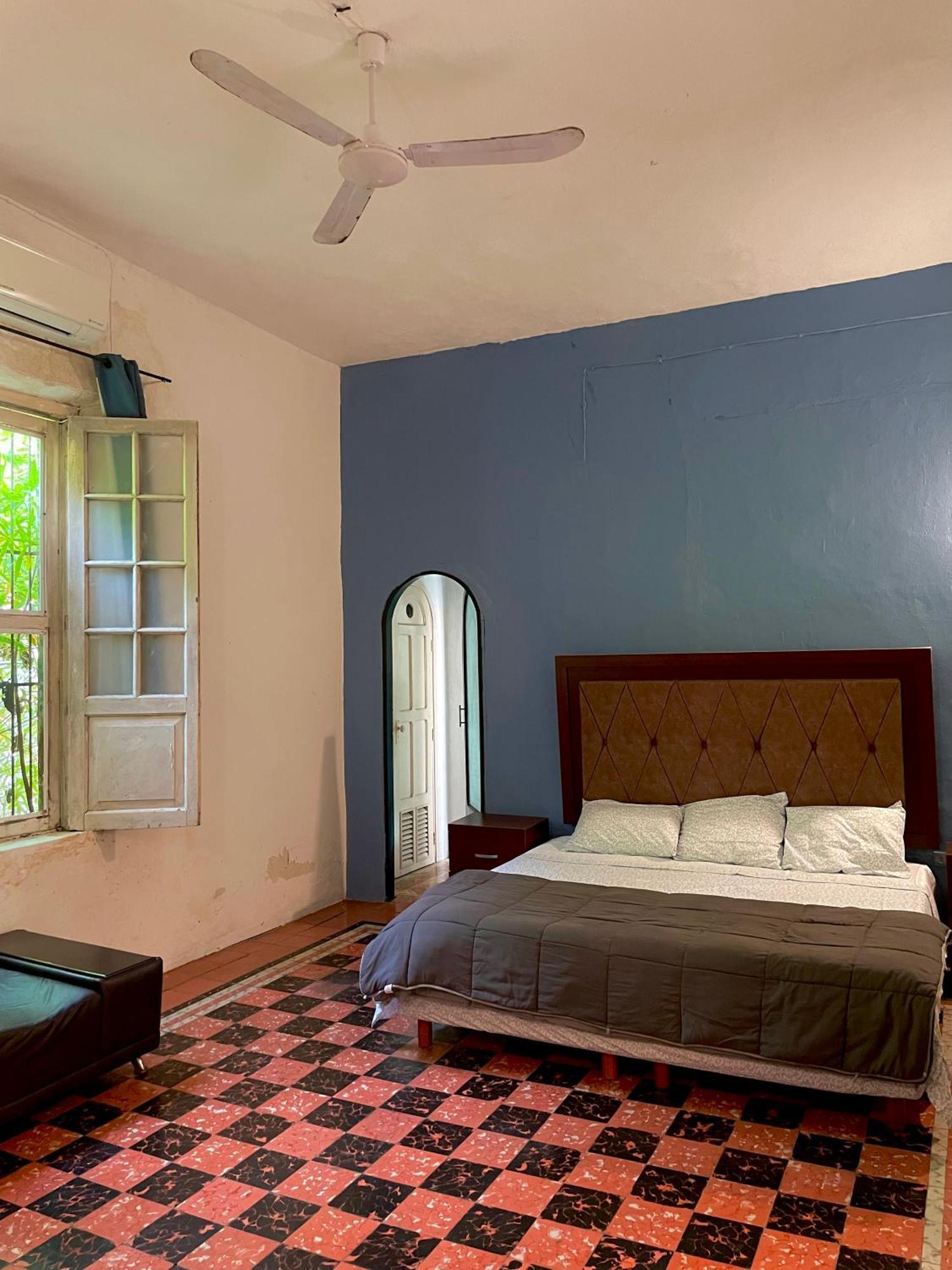 Hostal Rosa Mexicano Мерида Екстериор снимка